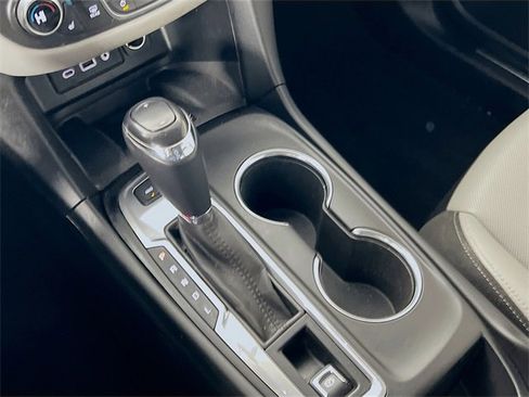 Used 2019 Chevrolet Equinox Premier image 22