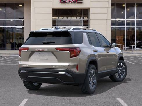 New 2026 GMC Terrain Elevation w/ Elevation Premium Package FWD image 4