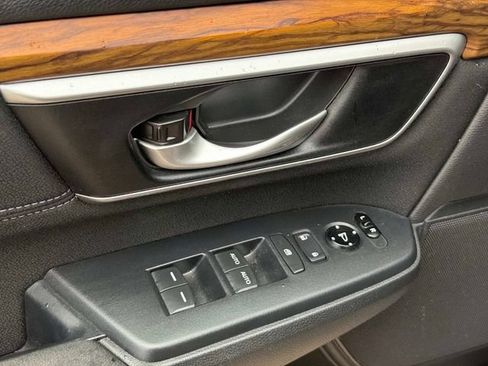 Used 2018 Honda CR-V EX image 18