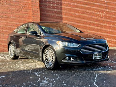 Used 2015 Ford Fusion Titanium image 3