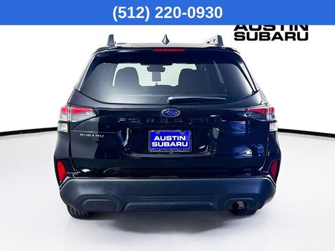 Used 2026 Subaru Forester Premium image 7