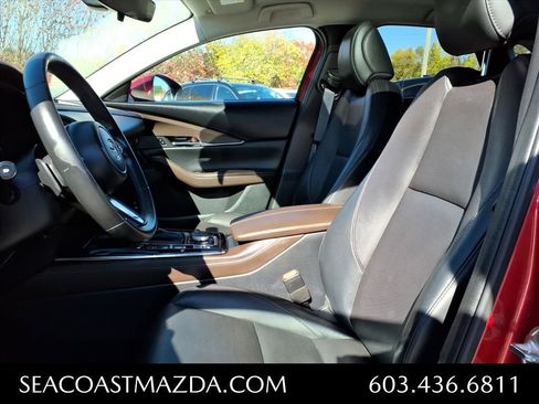 Used 2022 MAZDA CX-30 AWD 2.5 S w/ Premium Package image 6