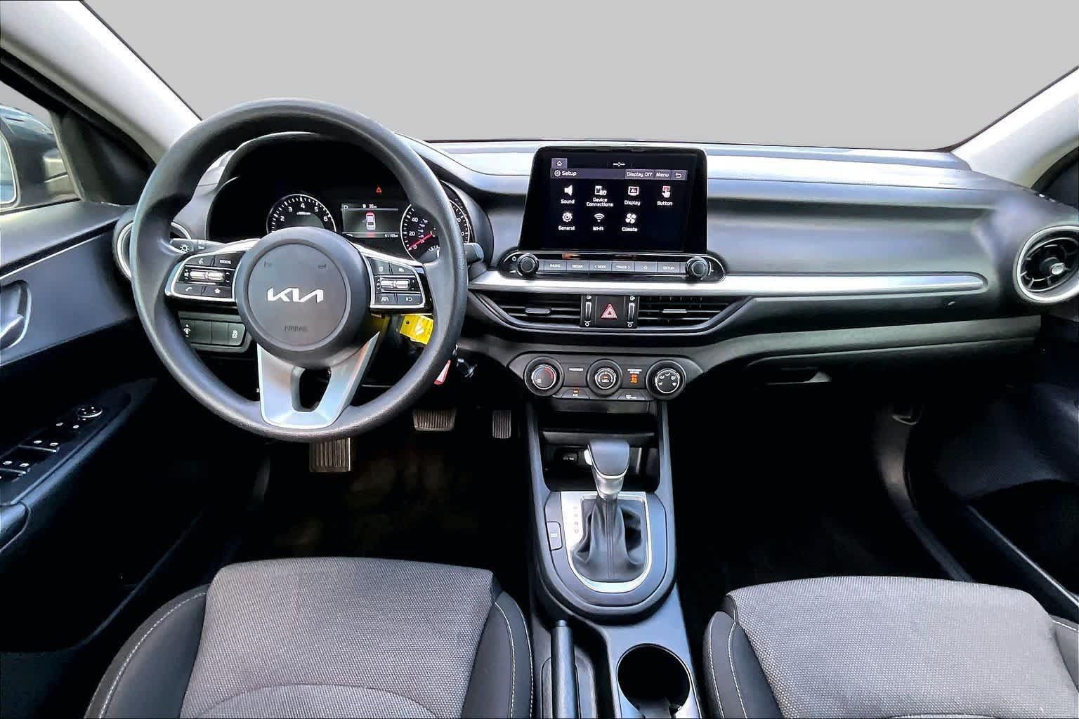 Used 2022 Kia Forte LXS FWD image 16