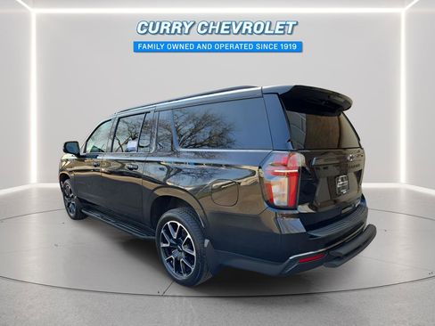 Used 2021 Chevrolet Suburban RST w/ Luxury Package image 15