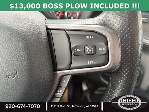 Used 2024 RAM 2500 Tradesman w/ Chrome Appearance Group image 22