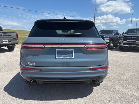 Used 2023 Lincoln Corsair FWD w/ Equipment Group 101A image 5