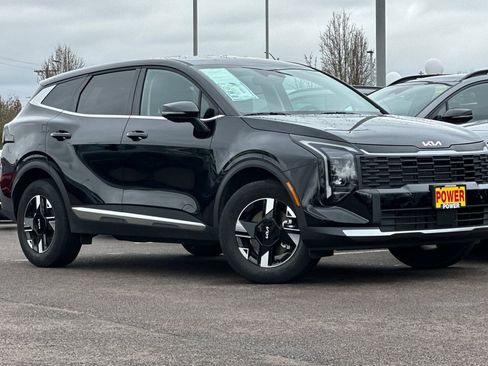 Certified 2026 Kia Sportage LX w/ LX Convenience Package image 2