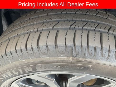 Used 2023 Toyota RAV4 XLE Premium AWD/4WD image 26