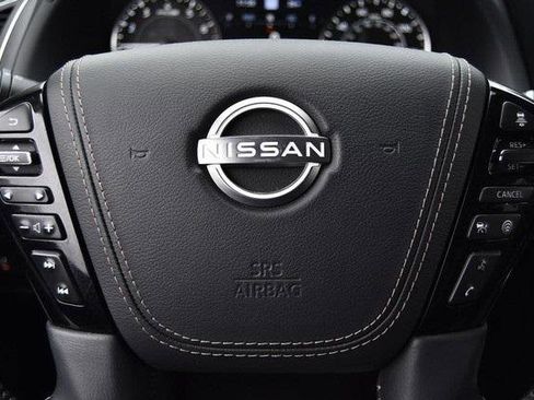 Used 2021 Nissan Armada Platinum image 24