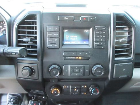 Used 2016 Ford F150 XL w/ Equipment Group 101A Mid AWD/4WD image 30