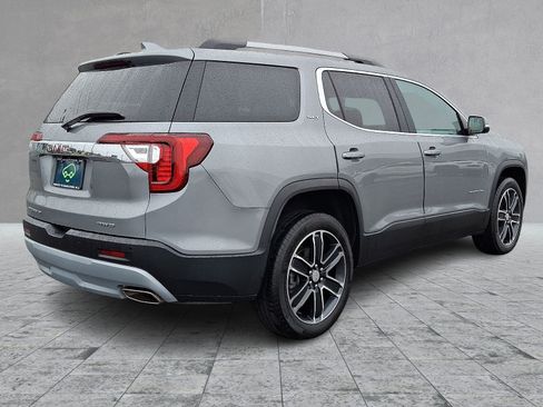 Certified 2023 GMC Acadia SLT w/ Technology Package AWD/4WD image 5
