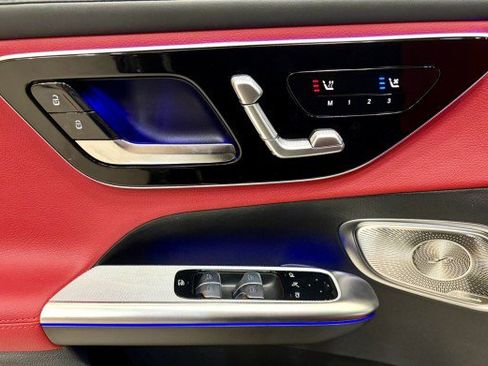 New 2026 Mercedes-Benz GLC 300 image 21