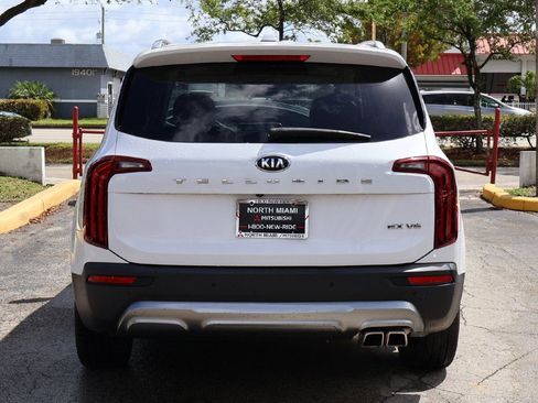 Used 2021 Kia Telluride EX w/ EX Premium Package image 14