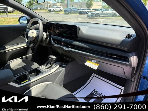 New 2026 Kia K4 GT-Line w/ GT-Line Sunroof Package FWD image 11