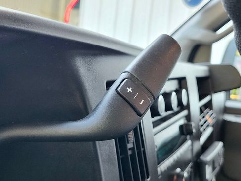 Used 2024 Chevrolet Express 3500 w/ Power Convenience Package RWD image 19