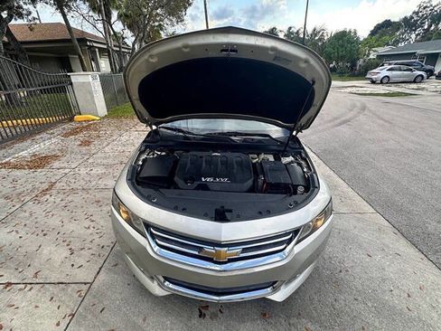 Used 2014 Chevrolet Impala LT w/ Premium Seating Package image 17