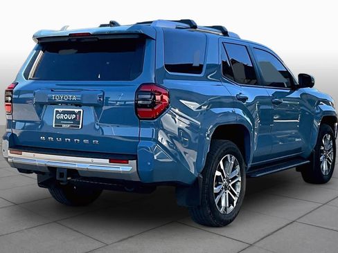 Used 2025 Toyota 4Runner Limited AWD/4WD image 13