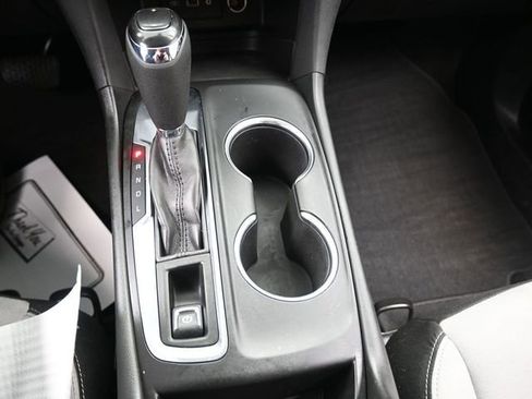 Used 2019 Chevrolet Equinox LS image 11