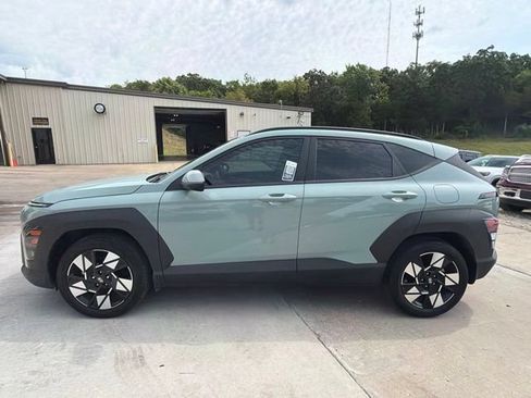 Certified 2024 Hyundai Kona SEL w/ Convenience Package FWD image 6