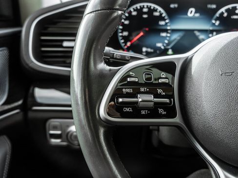 Used 2020 Mercedes-Benz GLS 450 4MATIC image 29