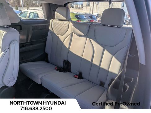 Used 2023 Hyundai Palisade SEL image 9