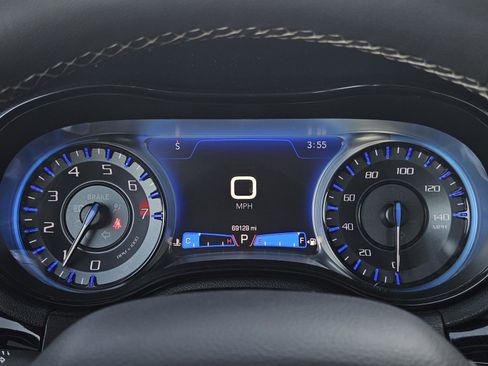 Used 2023 Chrysler 300 S image 16