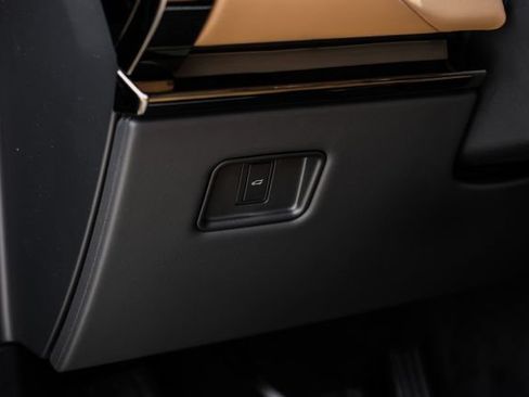 New 2026 Land Rover Range Rover Sport SE AWD/4WD image 31