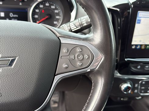 Used 2021 Chevrolet Traverse RS image 17