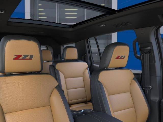 New 2027 Chevrolet Traverse Z71 w/ Driver Confidence Package AWD/4WD image 48