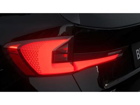 New 2026 BMW X1 xDrive28i w/ Technology Package image 8