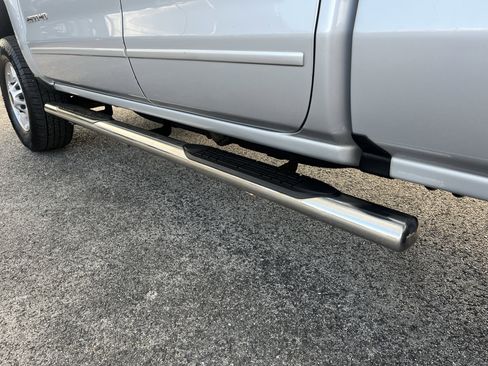 Used 2017 Chevrolet Silverado 2500 LT w/ LT Convenience Package image 10