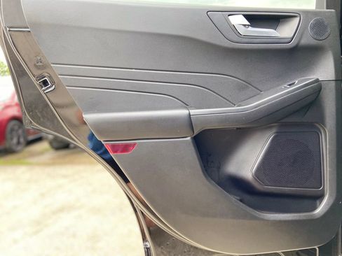 Used 2023 Ford Escape Active w/ Tech Pack #2 FWD image 19