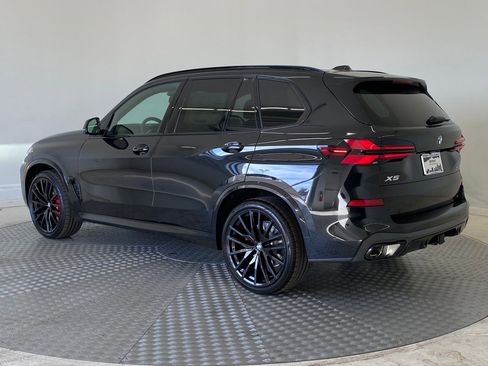 New 2026 BMW X5 xDrive40i w/ M Sport Package image 3