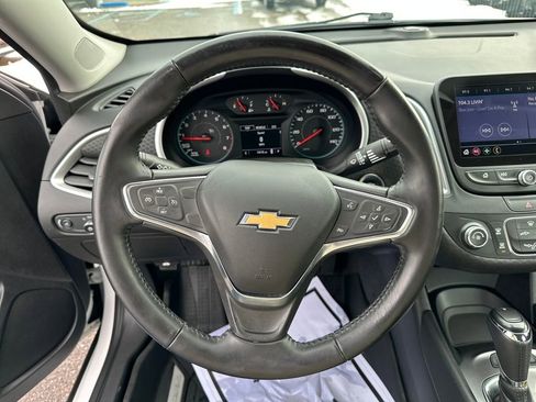 Certified 2019 Chevrolet Malibu RS image 18