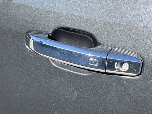 Used 2020 GMC Sierra 3500 Denali w/ Denali Ultimate Package image 16