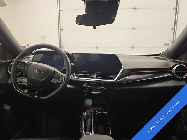 Used 2026 Chevrolet Trax RS w/ Driver Confidence Package FWD image 13