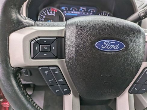 Used 2019 Ford F250 Lariat w/ Chrome Package image 17