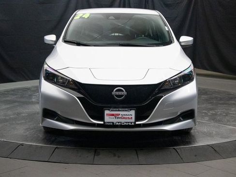 Used 2024 Nissan Leaf S image 4