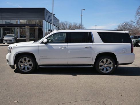 Used 2016 GMC Yukon XL Denali w/ Open Road Package AWD/4WD image 11