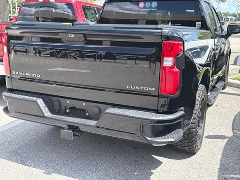 Used 2021 Chevrolet Silverado 1500 Custom RWD image 9