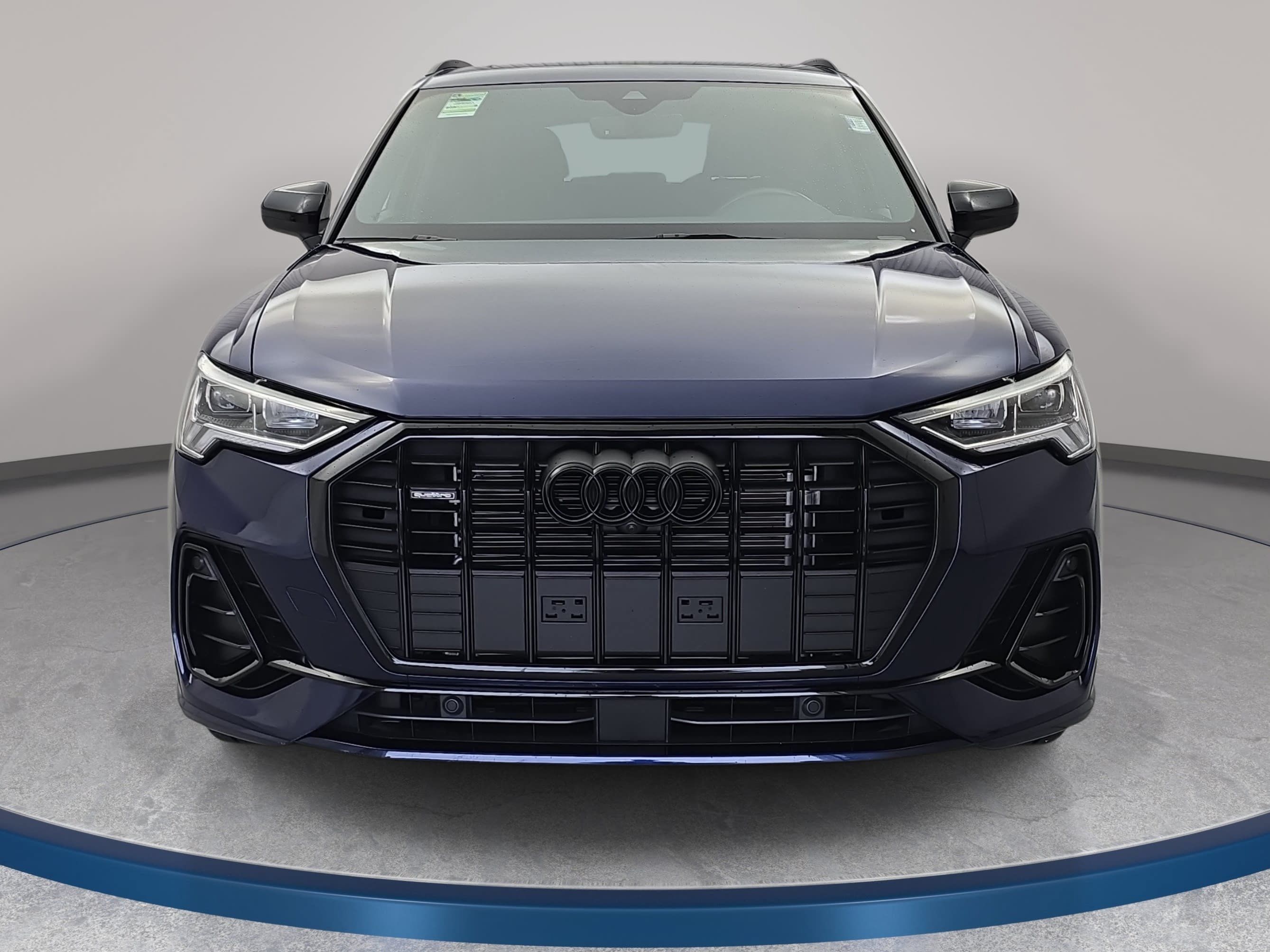 Used 2025 Audi Q3 2.0T Premium Plus w/ Premium Plus Package AWD/4WD image 2