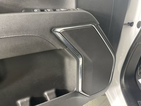 Used 2023 GMC Sierra 1500 Elevation image 24