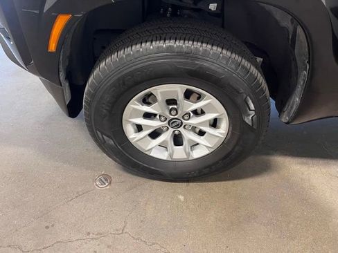 Used 2024 Nissan Frontier SV AWD/4WD image 30