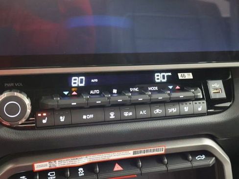 New 2026 Toyota Tundra Limited AWD/4WD image 20