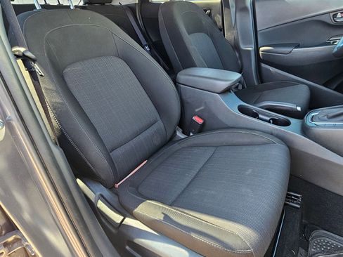 Used 2023 Hyundai Kona SEL w/ Cargo Package image 27