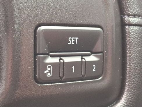 Used 2021 GMC Sierra 1500 Denali w/ Denali Ultimate Package image 24