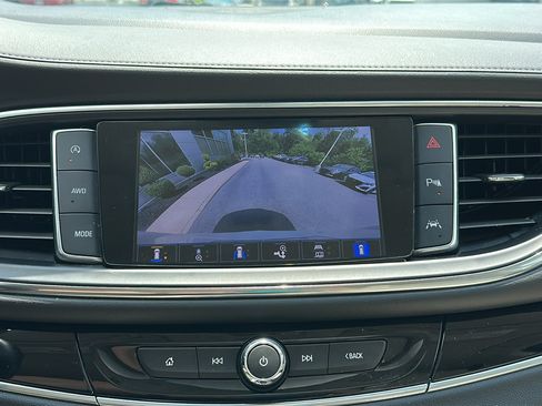 Used 2022 Buick Enclave Avenir w/ Avenir Technology Package AWD/4WD image 21