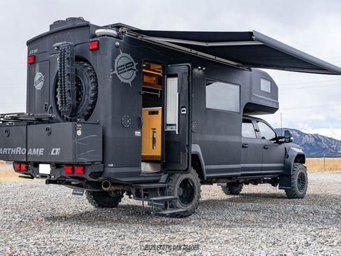 Used 2022 Ford F550 4x4 Crew Cab Super Duty image 18