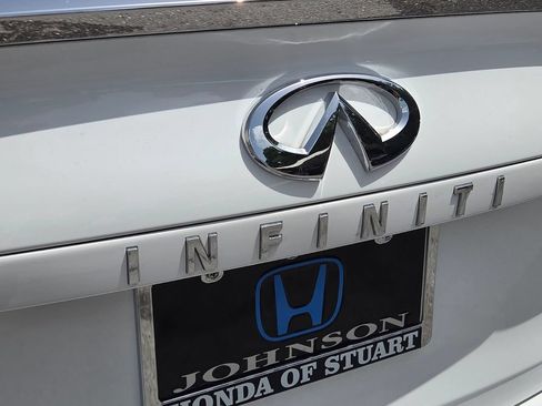 Used 2023 INFINITI QX50 Luxe FWD image 15