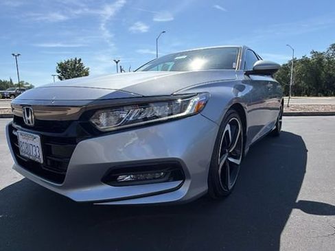 Used 2020 Honda Accord Sport image 9